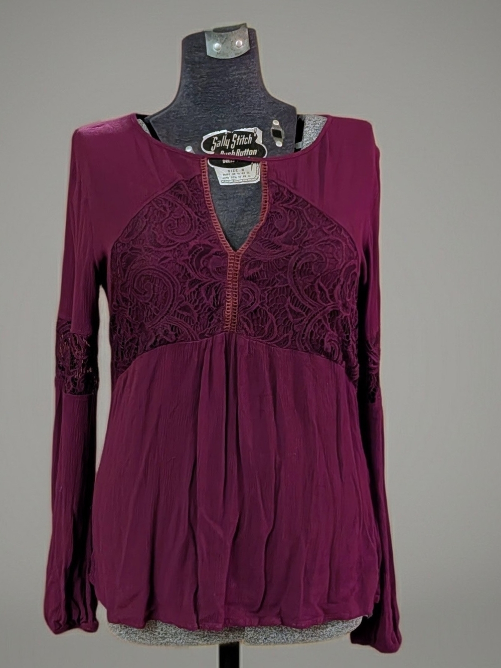Vintage Y2K Vanity Collection Boho Deep Plum Lace-Trim Peasant Blouse Size M/L